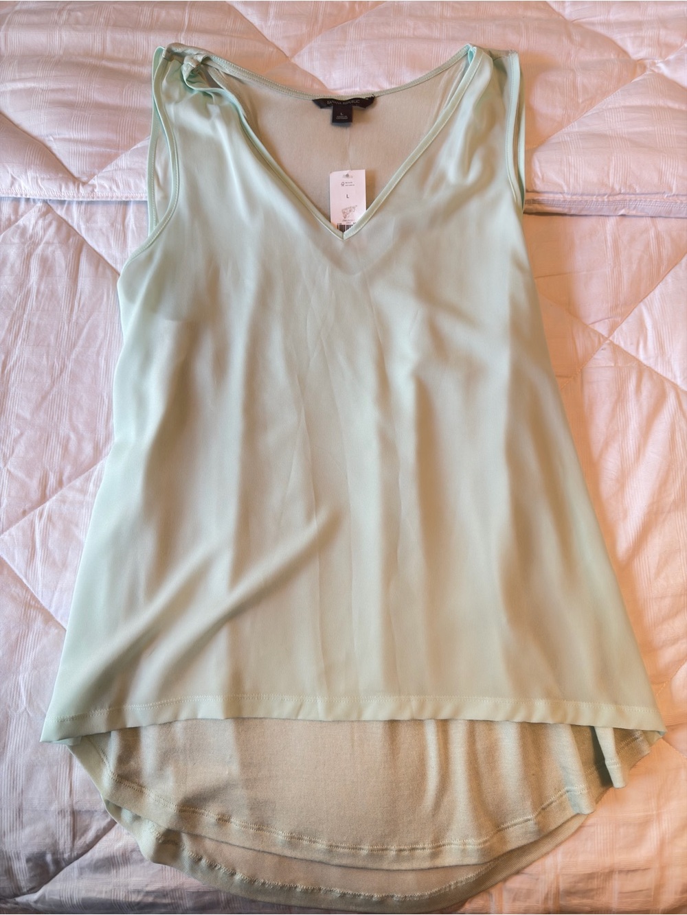Banana Republic Mint Green V-Neck Flowy Sleeveless Top NWT
